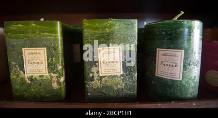 Candele profumate in mostra al Ballarat Candle Store, Ballarat, Australia Foto Stock