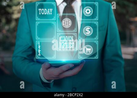 Segno di testo che mostra errori comuni questione. Business photo testo ripetere atto o sentenza sbagliata o sbagliato Foto Stock
