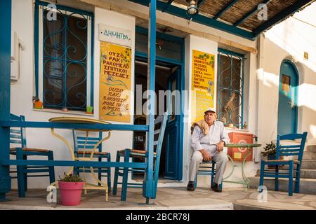 Grecia, arcipelago delle Cicladi, Tinos: Il villaggio di Kardiani è un villaggio pittoresco bello e certamente il più verde di Tinos. Si trova sulla pendenza Foto Stock