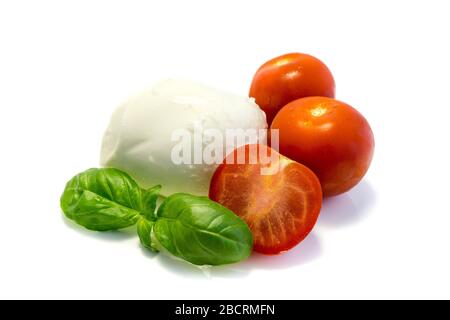 Basilico alla mozzarella e pomodoro isolato su sfondo bianco Foto Stock