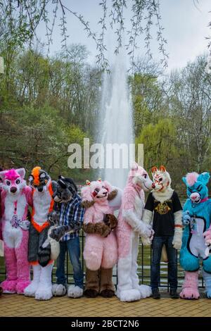 Volkspark Friedrichshain, Berlino, Germania - 14 aprile 2018: Passeggiata a furry europea a Volkspark Friedrichshain a Berlino Foto Stock