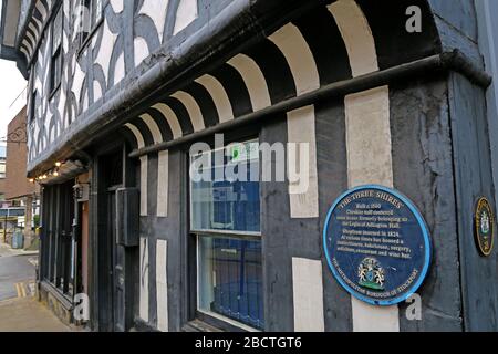 Three Shires, edificio Tudor, 32 Great Underbank, Stockport, Greater Manchester, Inghilterra, UK, SK1 1NB Foto Stock