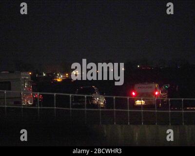 Sheerness, Kent, Regno Unito. 5th Apr, 2020. Un uomo è stato trovato morto nel suo camion a Barton's Point, Sheerness questa sera. Credito: James Bell/Alamy Live News Foto Stock