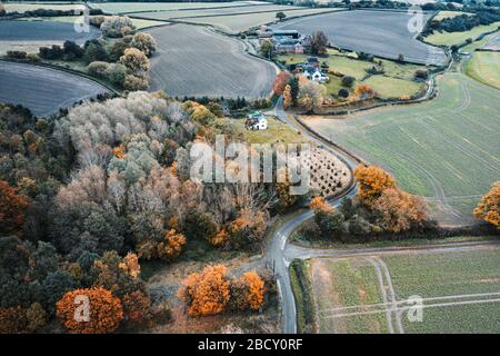 Vista aerea sulla campagna panoramica in autunno a Shropshire, Regno Unito Foto Stock
