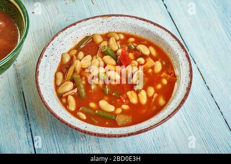 Bob v garne - Bean Guvech tipico cibo bulgaro Foto Stock