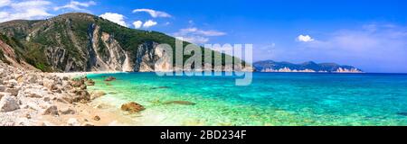 Bella baia di Myrtos, vista panoramica, Cefalonia, Grecia. Foto Stock