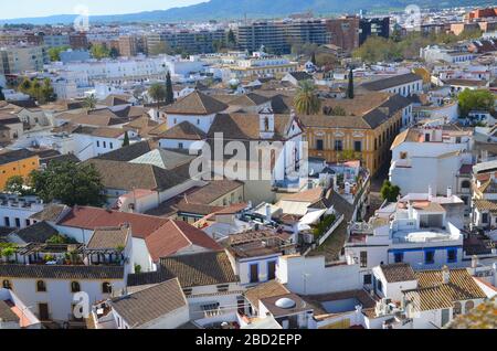 Cordoba in Andalusia, Spanien: Blick vom Turm der Mesquita, Panorama Foto Stock