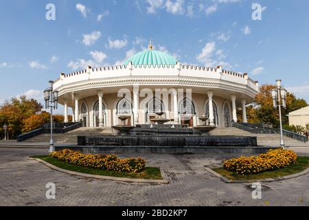 Tashkent, Uzbekistan - 3 novembre 2019: Il Museo Amir Timur si trova a Tashkent. Foto Stock