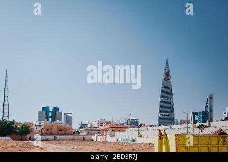 Riyadh, Arabia Saudita - 6 novembre 2019: Vista perpettiva della Wasteland del re Fahad per la nuova costruzione Foto Stock