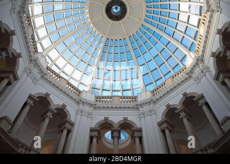 Classica architettura classica Tate Britain Art Gallery, Millbank, Westminster, Londra SW1P 4RG di Sidney Smith e John Russell Pope Foto Stock