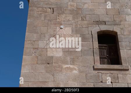 Sun dial, Castello di Montjuïc, collina di Montjuïc, Barcellona, Catalogna, Spagna, Europa Foto Stock