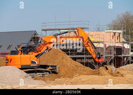 Zona di sviluppo, a Wesel, dove si stanno costruendo 70 case monofamiliari e case bifamiliari, basso Reno, Germania; Foto Stock