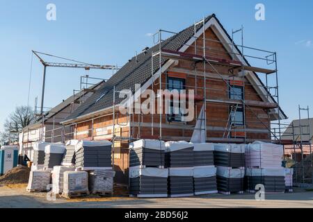 Zona di sviluppo, a Wesel, dove si stanno costruendo 70 case monofamiliari e case bifamiliari, basso Reno, Germania; Foto Stock
