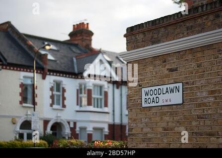 Woodlawn Road Street, insegna Fulham, Londra, SW6 Foto Stock