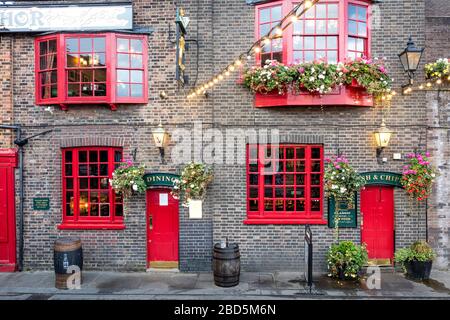 The Anchor Pub - Bankside, lungo il Tamigi, Londra, Inghilterra, Regno Unito Foto Stock