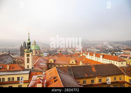 Blick vom Turm des Clementinums auf die Prager Altstadt, Prag, Tscechische Republik Foto Stock