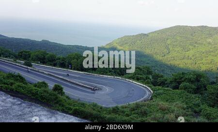 pass van hai tra da nang e hue in vietnam Foto Stock