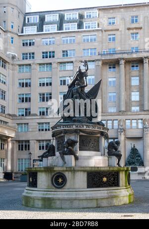 Il monumento Nelson a Exchange Flags, Liverpool Foto Stock