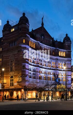 Palace Theatre, Cambridge Circus, Londra, Regno Unito Foto Stock