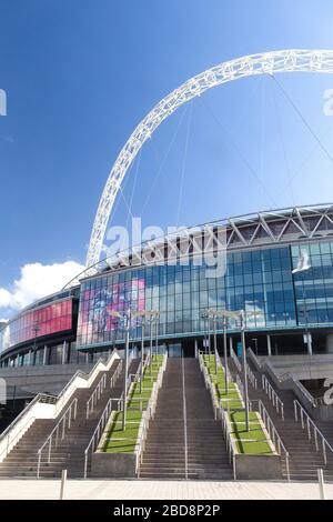 Wembley Stadium e London Designer Outlet Foto Stock