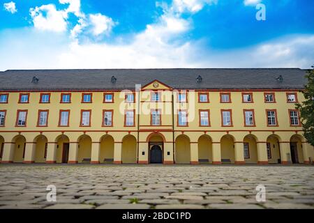 Di fronte al nuovo edificio dall'università di Siegen città, NRW, Germania. Foto Stock