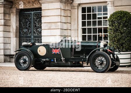 1930 Bentley Speed Six al 2019 Concorsi di eleganza all'Hampton Court Palace Foto Stock