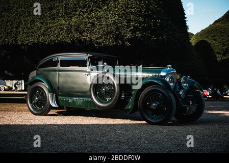 1930 Bentley Speed Six Gurney Nutting Sportsmans Coupé Blue Train al 2019 Concorsi di eleganza all'Hampton Court Palace Foto Stock