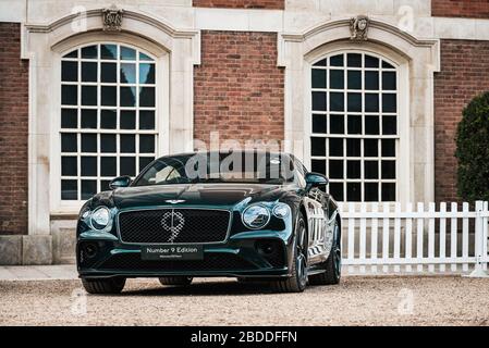 2019 Bentley Continental GT Number 9 Edition al 2019 Concorsi di eleganza all'Hampton Court Palace Foto Stock