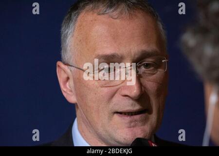 Esperto italo-americano in nanomedicina Mauro Ferrari fotografato durante il World Economic Forum di Davos. Mauro Ferrari si è dimesso inaspettatamente come presidente del Consiglio europeo della Ricerca mercoledì 8 aprile 2020, citando una risposta non coordinata al pandemy COVID-19. Foto Stock