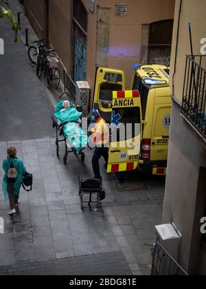 Impatto e confinamento da parte del Covid-19 nella città di Barcellona. Barcellona confinata. Catalogna, Europa Foto Stock