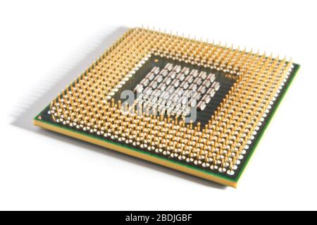 Processore CPU isolato su sfondo bianco Foto Stock