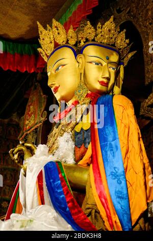 Il Buddha di Maitreya, conosciuto anche come Ajita nella letteratura buddista, è un bodhisattva che comparirà sulla Terra in futuro, realizzerà l'illuminazione completa, Foto Stock