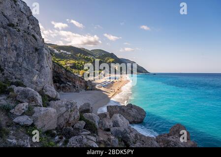 Kathisma Spiaggia, Lefkada Island, Grecia. Kathisma Spiaggia è una delle migliori spiagge di Lefkada isola nel Mar Ionio Foto Stock