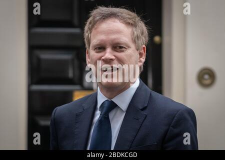 Grant Shapps MP per Welwyn Hatfield e il Segretario di Stato per i trasporti è visto arrivare a Downing Street il giorno di 2020 bilancio annuncio, Regno Unito Foto Stock