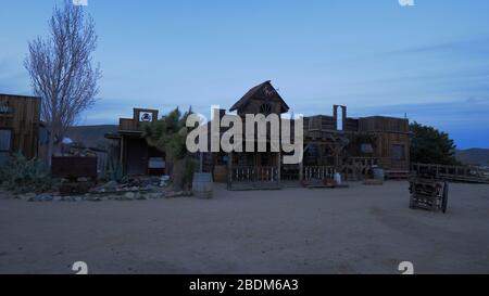 Famoso Pioneertown in California la sera - CALIFORNIA, STATI UNITI D'America - 18 Marzo 2019 Foto Stock