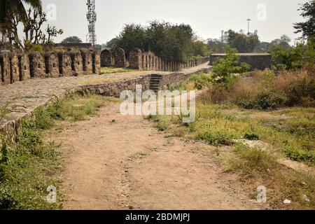 Sentiero sporco nel Forte storico. Dirty Road view immagine di fotografie di scorta di sfondo Foto Stock