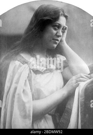 Hannah de Rothschild, successivamente Contessa di Rosebery, di Julia Margaret Cameron. Foto Stock