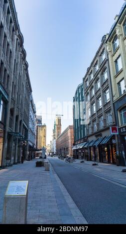 AMBURGO, GERMANIA - 22 giugno 2019 Poststrasse e costruzione di Alte Post ad Amburgo Neustadt Foto Stock