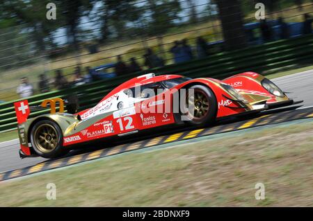 Imola, Italia 3 luglio 2011: Lola B10/60 Toyota LMP1 del Team Rebellion Racing pilotato da Neel Jani e Nicolas Prost in azione. Foto Stock