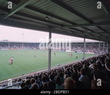 Agosto 1990, amichevole partita di calcio al Walsall FC, contro Aston Villa, per segnare l'apertura del nuovo stadio, West Midlands, Regno Unito Foto Stock