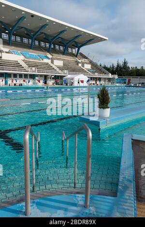 Piscina di Laugardalur, Reykjavik, Islanda Foto Stock