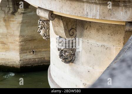 Particolare del ponte Pont Neuf a Parigi. Francia. Foto Stock