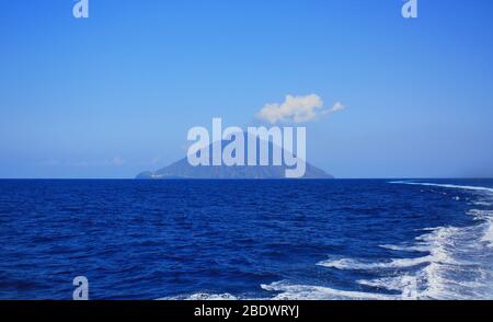 Vista di Strombli, Isole Eolie Foto Stock