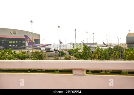 L'aeroporto di Suvarnabhumi, la Thai Airways, ferma dalla COVID-19. Foto Stock