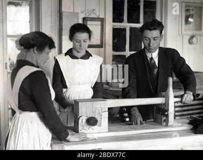 Donne produzione conchiglie, WWI, 1914, Canada Foto Stock