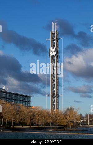 Lipsia, Germania-19 febbraio 2020: Torre del Centro Espositivo. La nuova Fiera di Lipsia è stata costruita nel 1995. La nuova fiera è composta da sei sale: Che Foto Stock