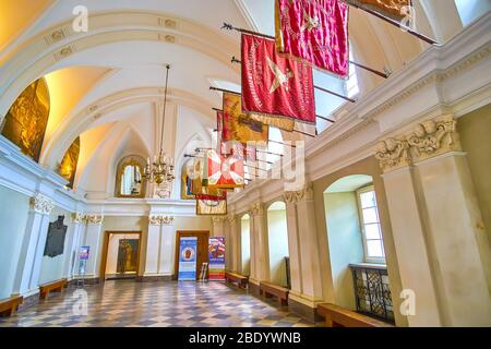 CZESTOCHOWA, POLONIA - 12 GIUGNO 2018: La grande Sala del Cavaliere luminoso, l'ex sala rappresentativa nel monastero di Jasna Gora, il 12 giugno a Czestochowa Foto Stock