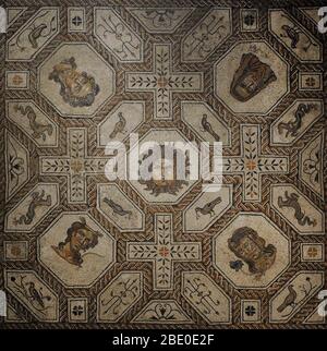 Mosaico romano di Medusa e le stagioni. Foto Stock