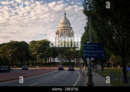 La Rhode Island state House in un pomeriggio estivo Foto Stock