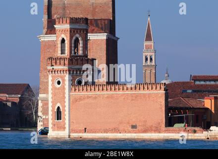 I/Venedig: Arsenale, porta Nuova, mit dem Torre di porta nuova Foto Stock